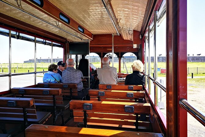 Trolley City Tour of Kingston - What the guide and narration add