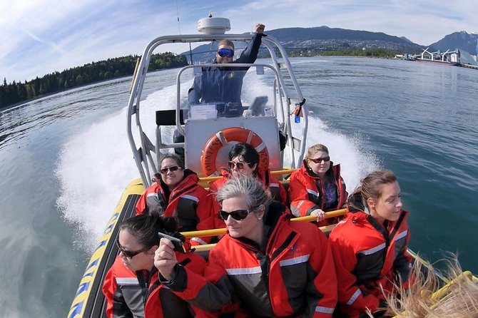 Vancouver City and Harbour Waterfront Sightseeing Boat Tour - How the Guides Shape the Experience