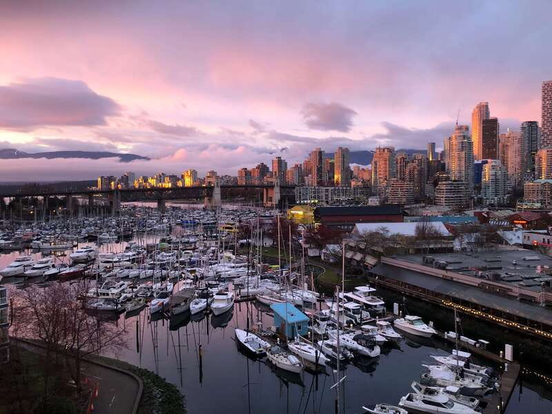Vancouver: City Highlights Tour with Hotel Transfers - English Bay and the waterfront drive