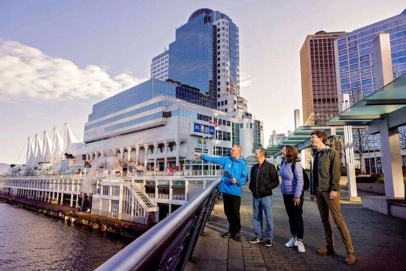 Vancouver: City+Lookout+Capilano Suspension Bridge Ticket - Stanley Park and the totem poles