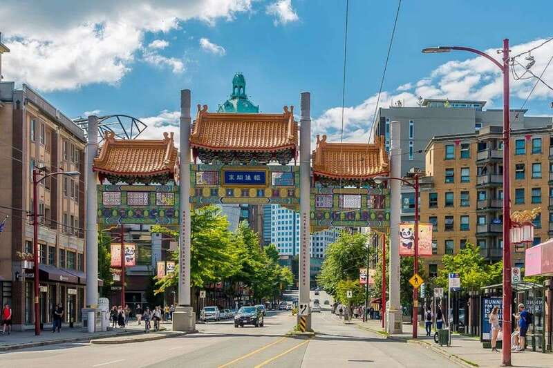 Vancouver: City+Lookout+Capilano Suspension Bridge Ticket - Chinatown, Gastown, and Canada Place from the bus