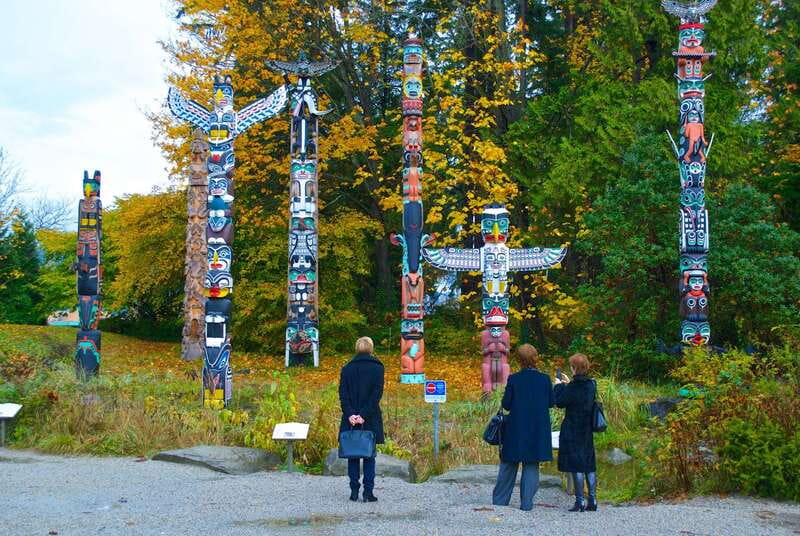 Vancouver: City + Lookout Tour & Option to Add YVR Drop-Off - Canada Place and downtown landmarks