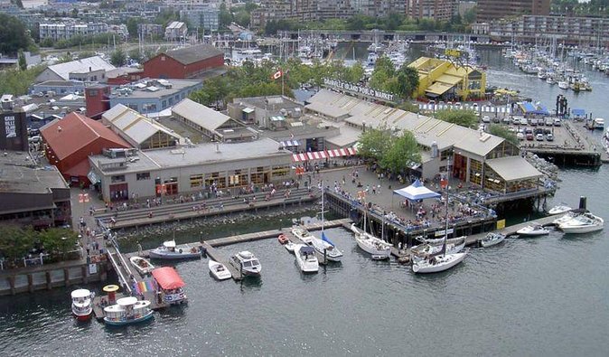 Vancouver City Sightseeing Tour: Granville Island & Stanley Park - Gastown and Chinatown Set the Scene