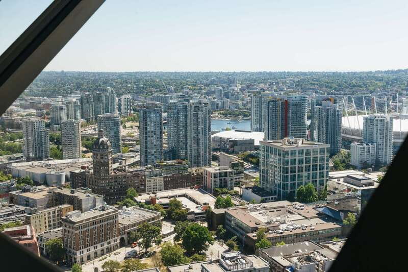 Vancouver: Entry Ticket for the Vancouver Lookout - What you see from the viewing deck