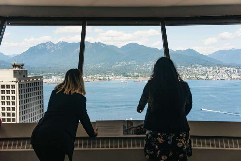 Vancouver: Entry Ticket for the Vancouver Lookout - How long you need at the top