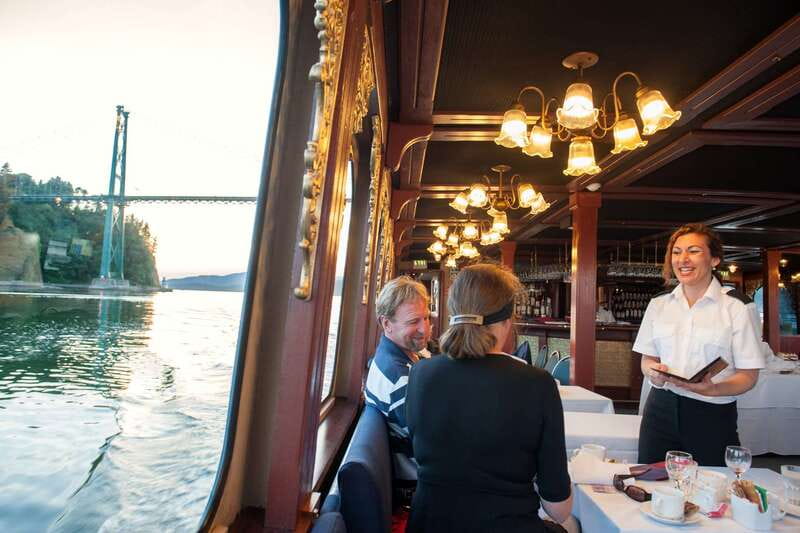 Vancouver: Evening Cruise with Dinner Buffet - Should you book the Vancouver dinner cruise?