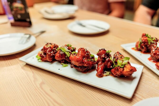 Vancouver Food Tour with 6 Tastings of Sushi, Chocolate, and more - The Steam Clock and the tourist side of Gastown
