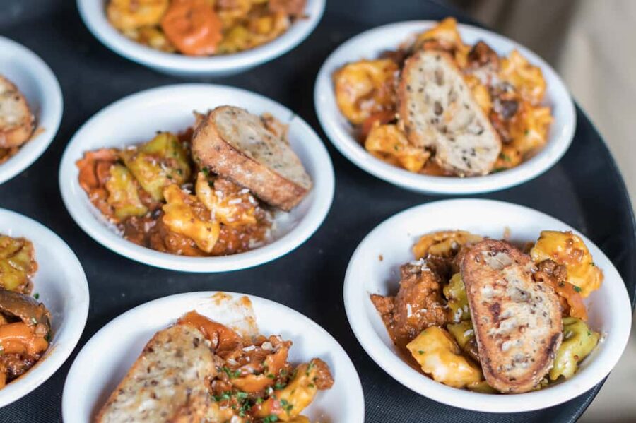 Vancouver: Gastown Historical Walking Food Tour - Who should book this Gastown food tour?