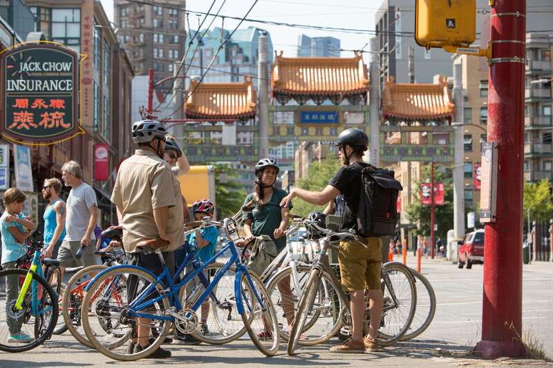 Vancouver: Guided Bike Tour - Coal Harbour closes the loop