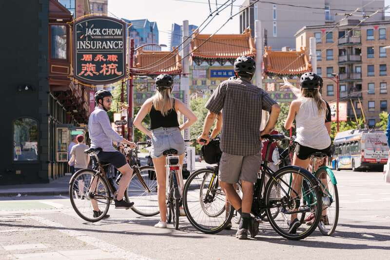 Vancouver: Half-Day City Highlights E-Bike Tour Age 16+ - What the guides add to the experience