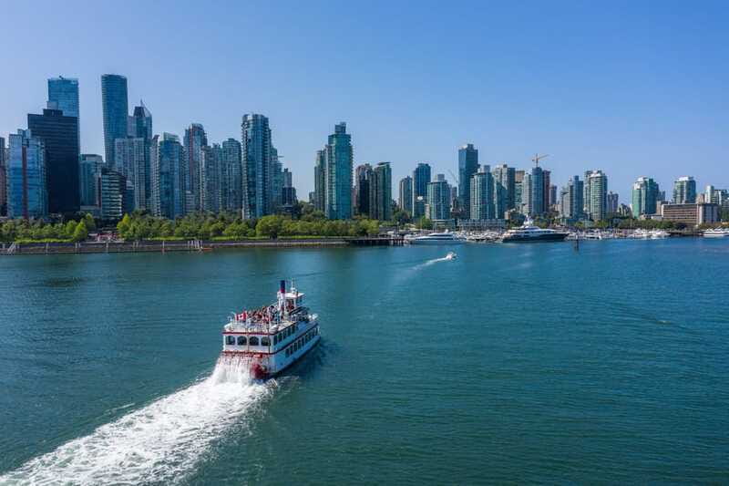 Vancouver: Harbor Sightseeing Cruise - A gentle ride with a working harbor outside
