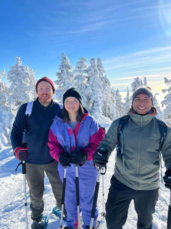 Vancouver: North Shore Mountains Snowshoeing with Transfer - What your guide adds