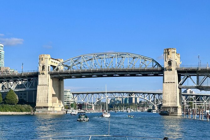 Vancouver Sightseeing Boat Cruise with Live Tour Guide - English Bay, Stanley Park, and Siwash Rock
