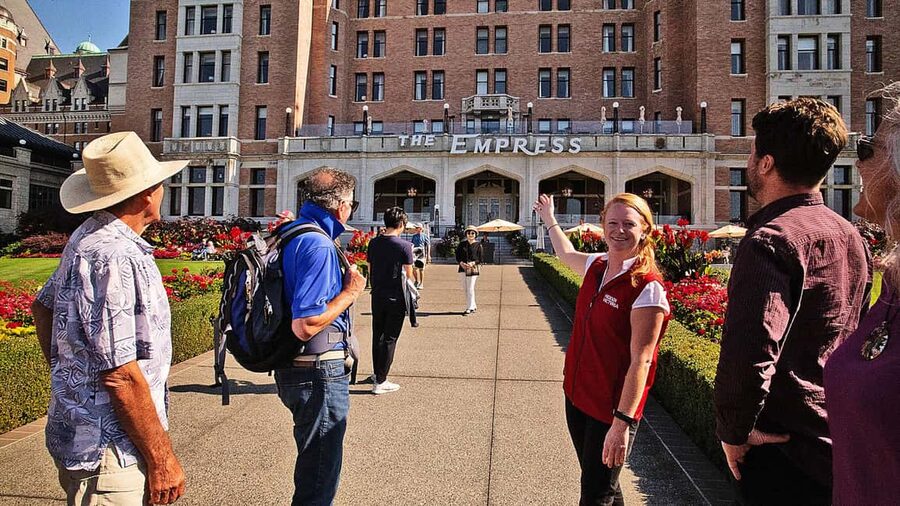 Victoria Bites and Sights Tour with Food, Drinks and Ferry - Chinatown’s alleyways and its difficult past