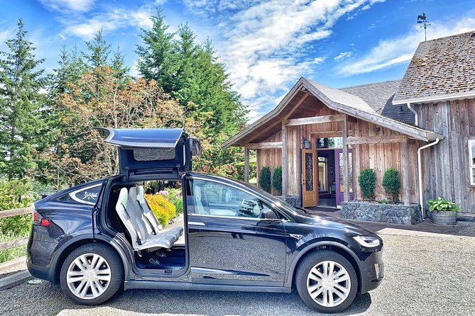 Victoria Boutique Winery Tour - Why this private Saanich outing works