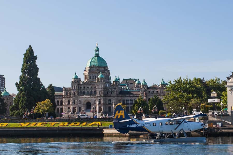 Victoria Panorama Scenic Seaplane Tour - Boarding and choosing your seat