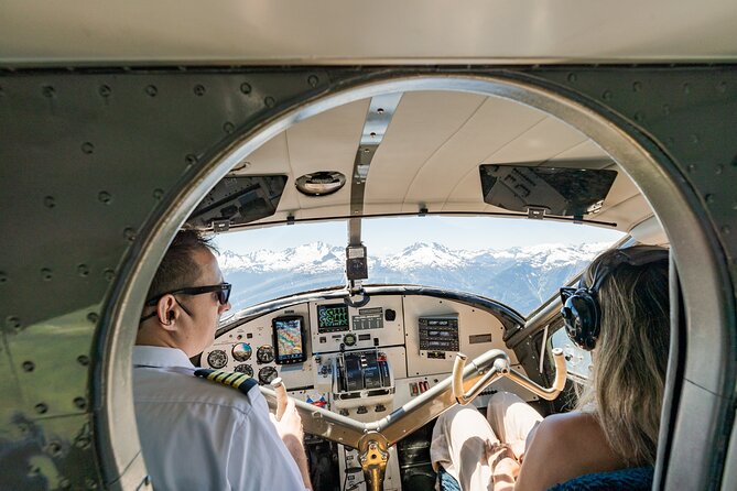 Whistler Glacier Spectacular: Scenic Seaplane Sightseeing Tour - The water takeoff sets the tone