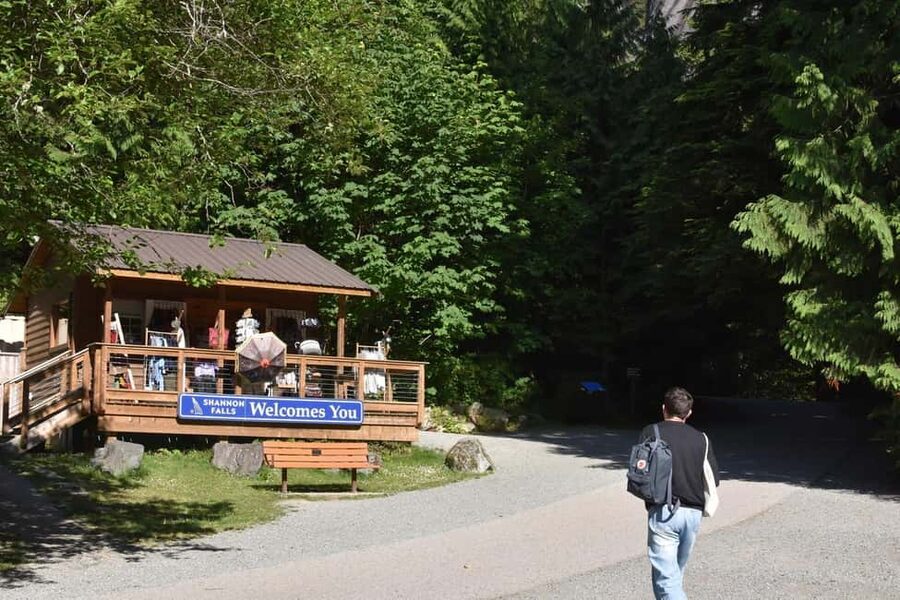 Whistler, Sea to Sky Gondola, and Shannon Falls Day Trip - Rising above Squamish on the Sea to Sky Gondola