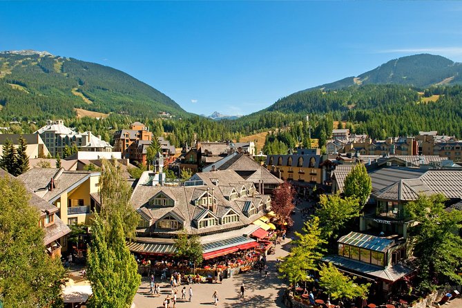 Whistler & Sea to Sky Gondola Day Trip from Vancouver - Riding the Sea to Sky Gondola at 885 meters
