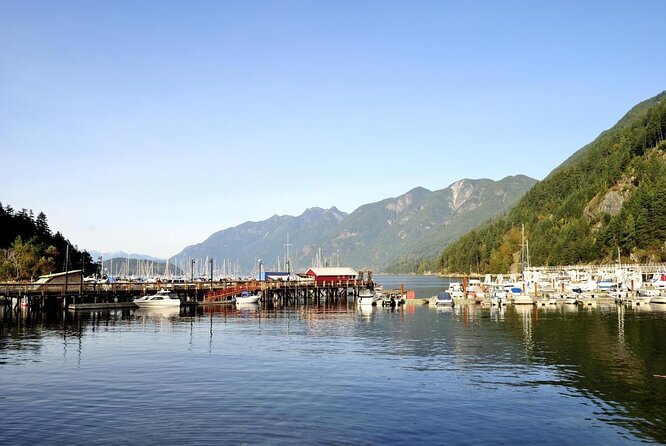 Whistler Sightseeing Tour from Vancouver: See Horseshoe Bay and Shannon Falls - The Sea to Sky route is the real beginning