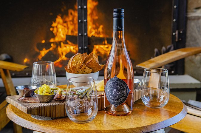 Wine Tour Wolfville Wine Tours in Nova Scotia- 6 Hours - Photo stops, scenery, and the Bay of Fundy