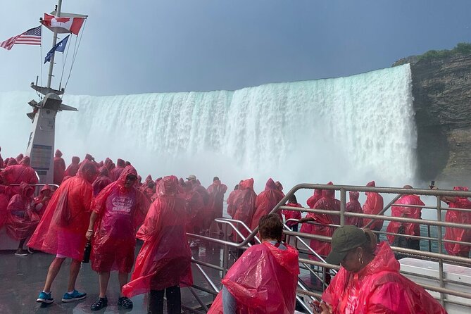 World Famous Boat Cruise with Historical Walking Tour and more - Brink views, the barge rescue, and quieter garden stops
