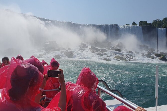 World Famous Boat Cruise with Historical Walking Tour and more - The maple tasting and the coupon value