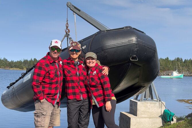 Zodiac Coastal Tour with Naturalist Guide: Lunenburg - Seals, seabirds, eagles, and the luck of the day